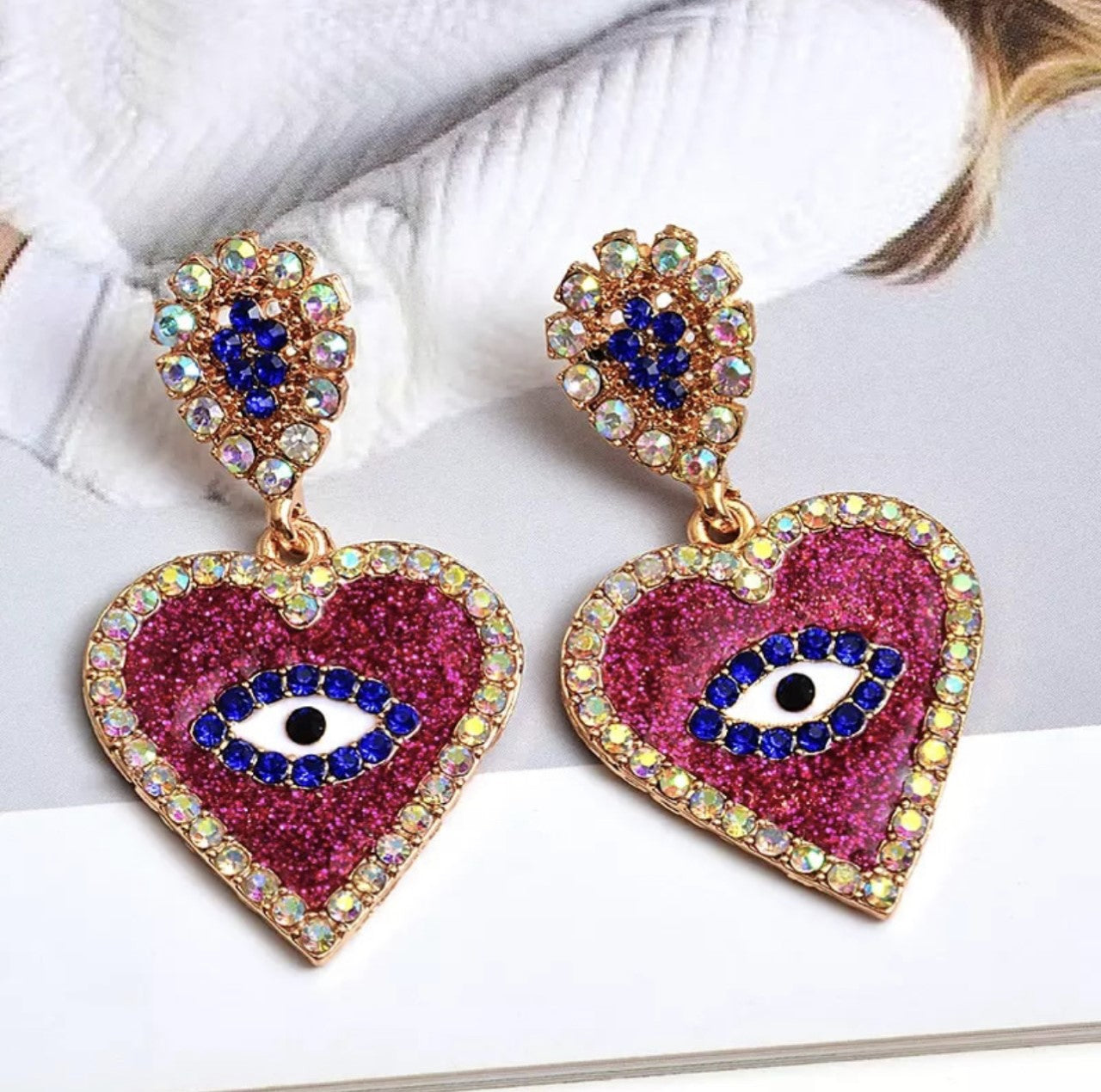 Dangling Heart Earrings